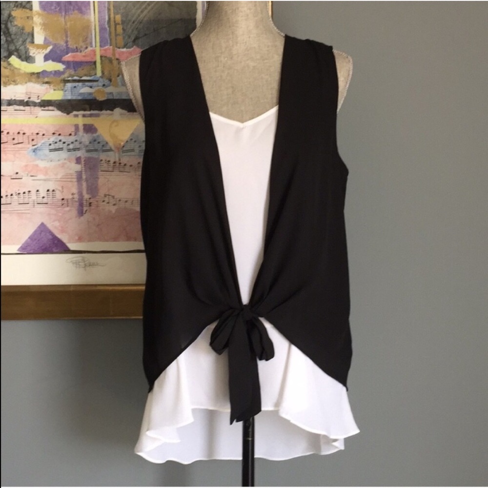 Beige By Eci Crepe Tie Front Combo Top - Picture 2 of 4